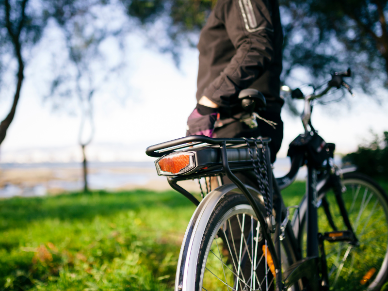 Revolutionizing Local Businesses: E-Bikes in Delivery and Transport